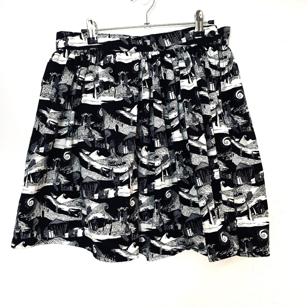 Disney The Nightmare Before Christmas Skirt Large Halloween Artsy Cartoon